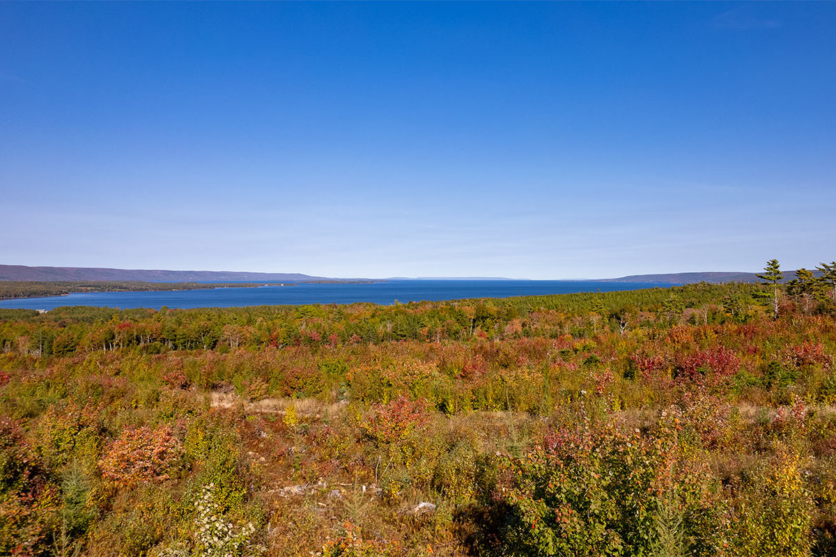 Properties in cape breton island www.goldenlakeestates.ca