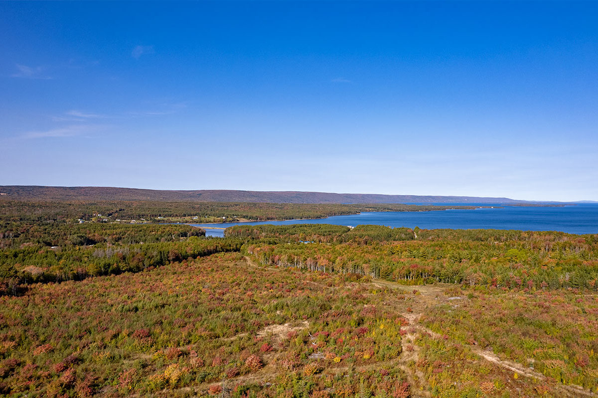 Properties in cape breton island www.goldenlakeestates.ca