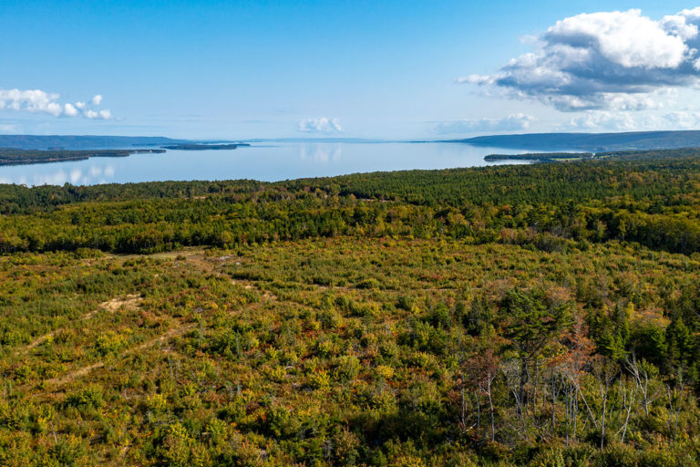 Properties in cape breton island www.goldenlakeestates.ca